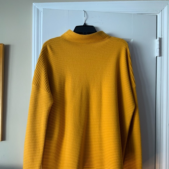 Women’s French Connection yellow sweater size M - Picture 1 of 5